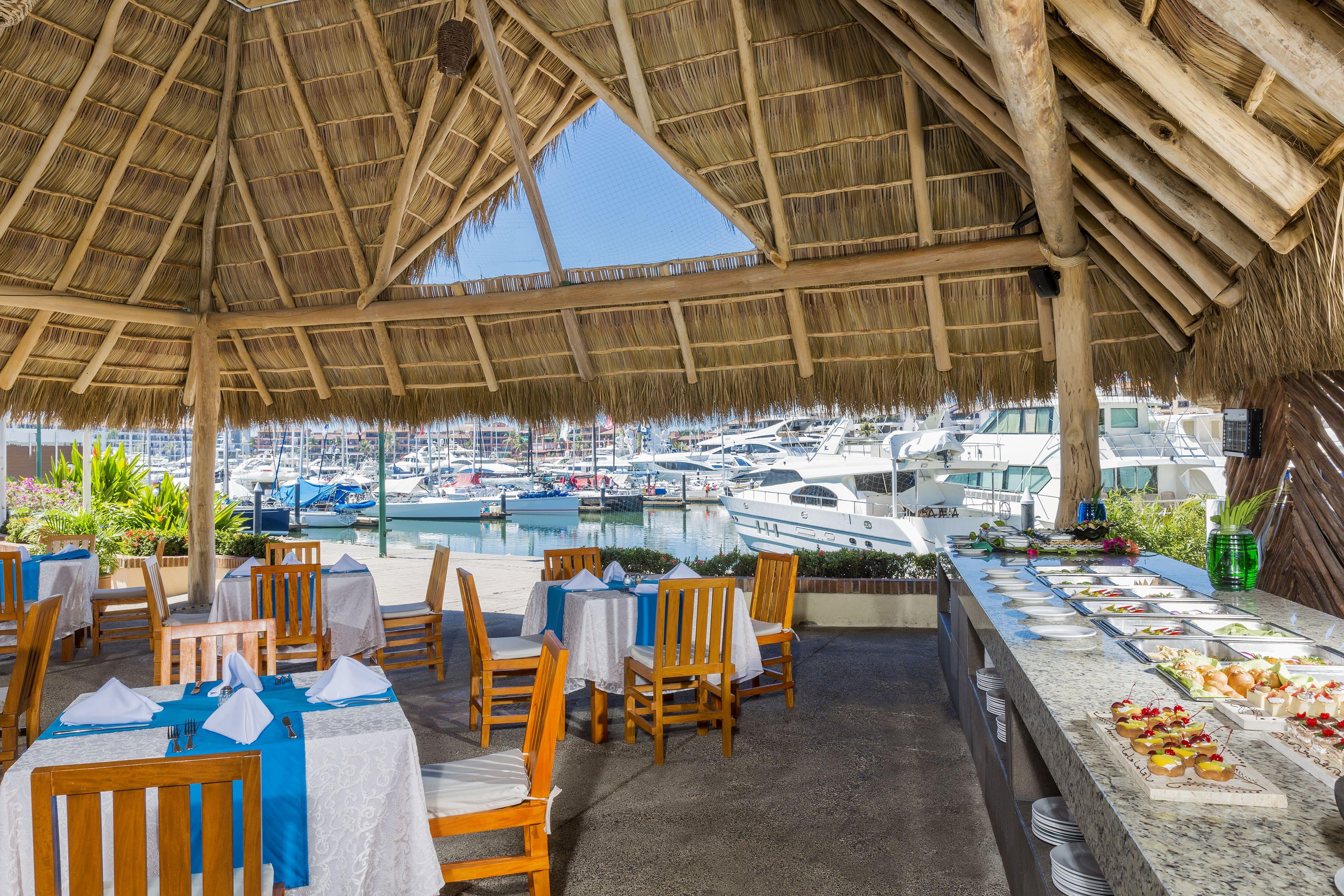 Flamingo Vallarta Hotel & Marina Пуерто Валярта Екстериор снимка