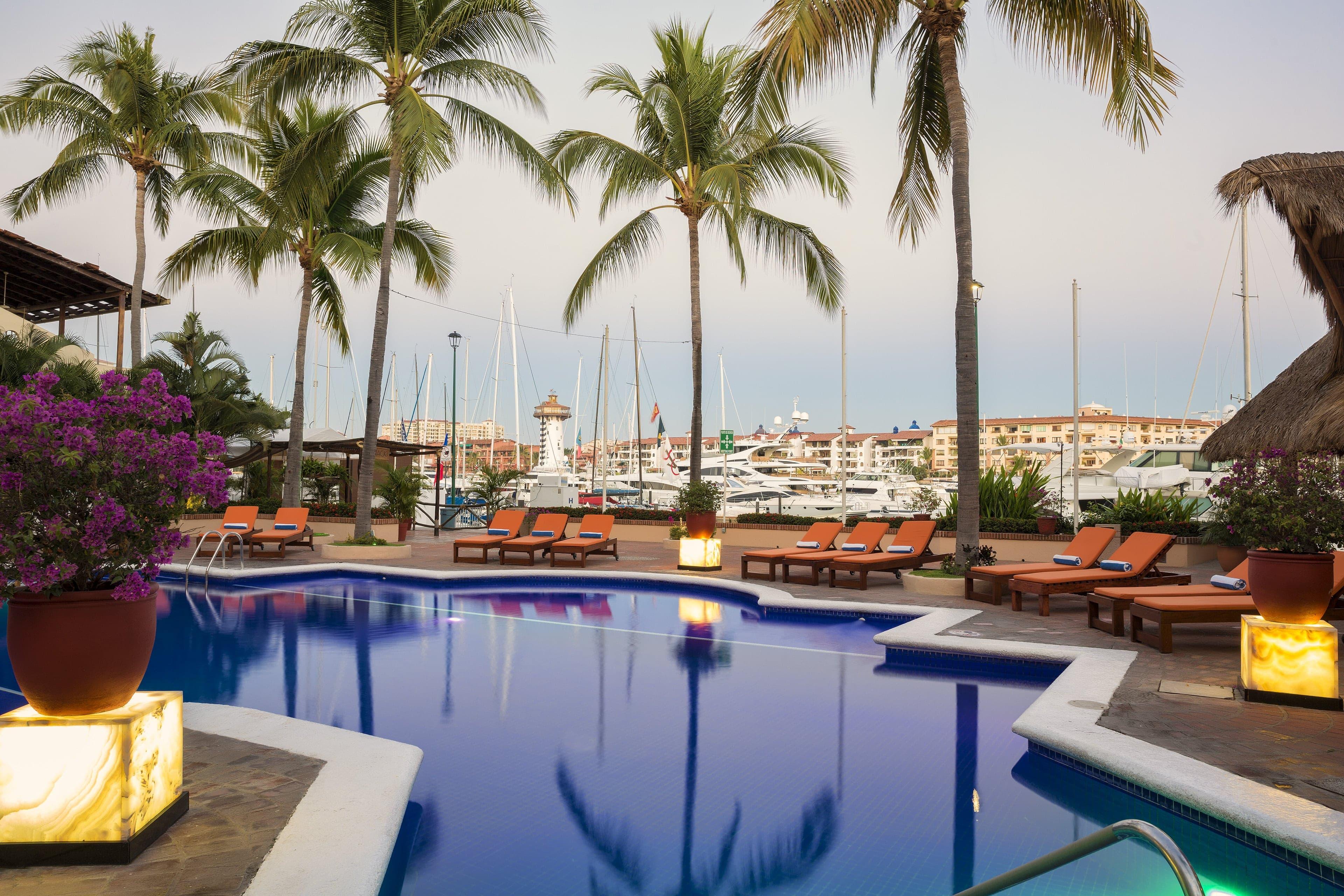 Flamingo Vallarta Hotel & Marina Пуерто Валярта Екстериор снимка