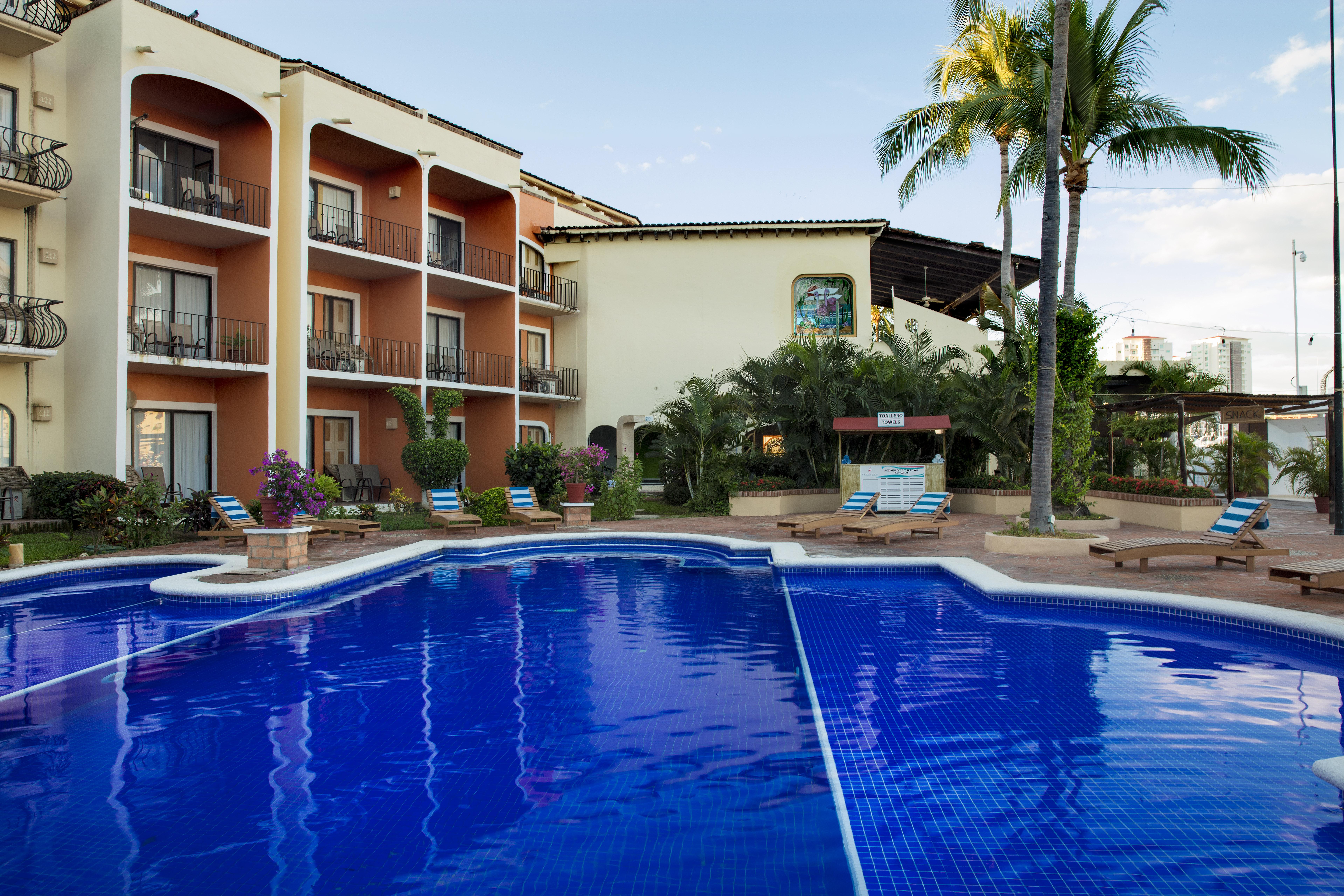 Flamingo Vallarta Hotel & Marina Пуерто Валярта Екстериор снимка