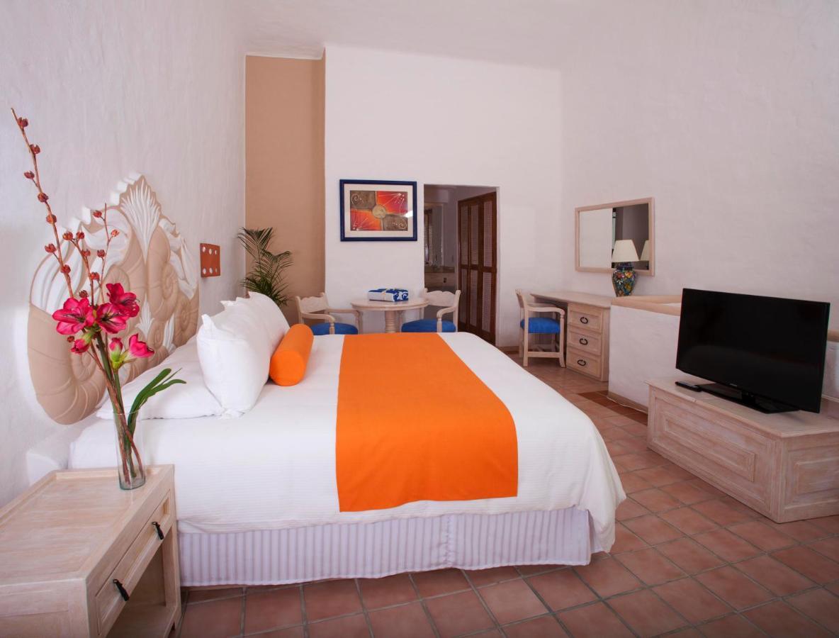 Flamingo Vallarta Hotel & Marina Пуерто Валярта Екстериор снимка